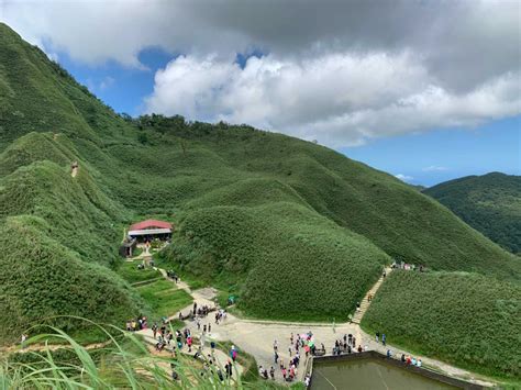 台寅山|【台寅山】【抹茶千層仙境】綠意青山裡的台寅山健行，登頂千米。